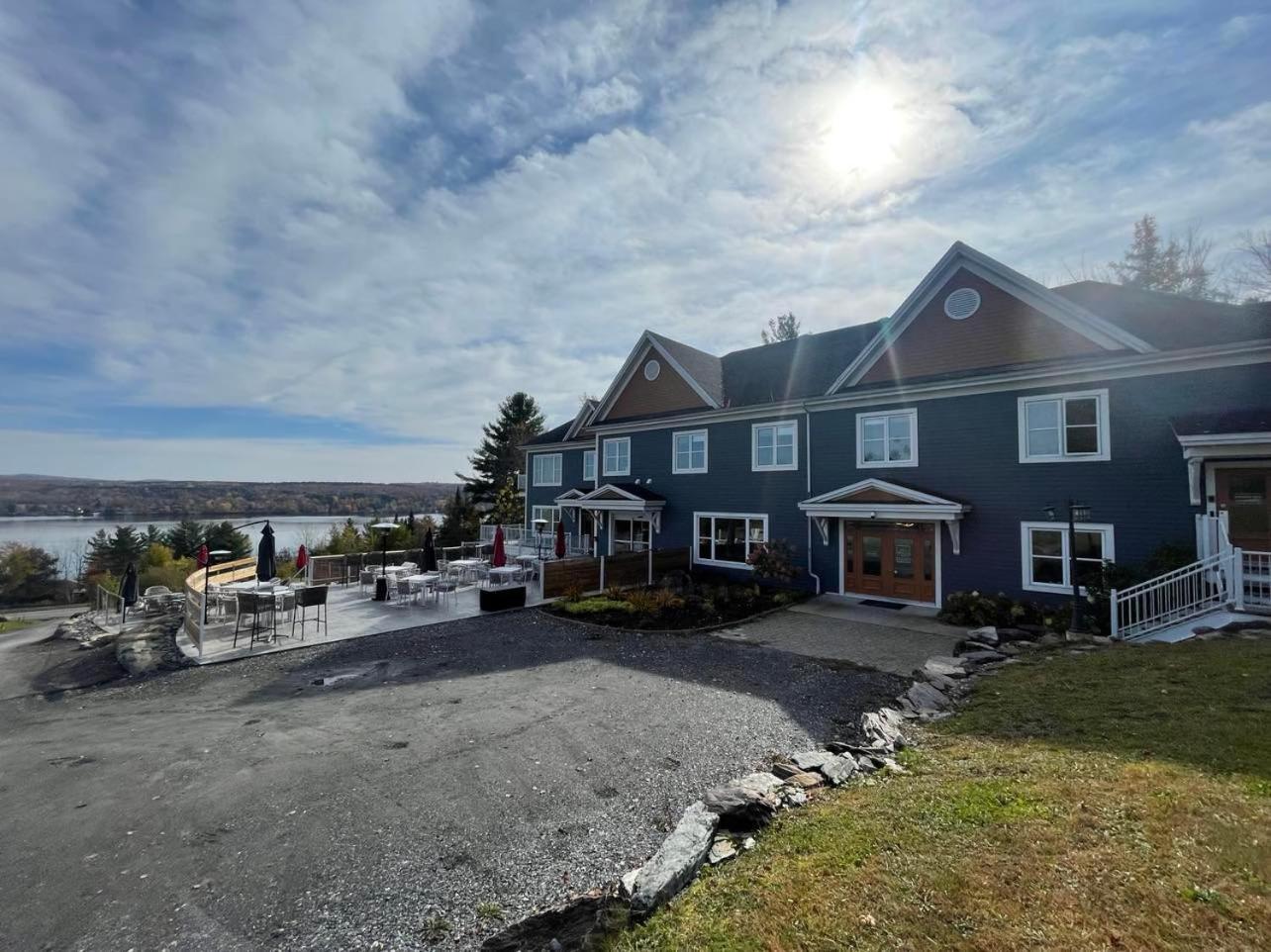 Location Au Sommet Du Lac Magog Buitenkant foto